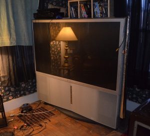 проекционный телевизор